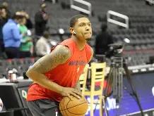 太狠了！华盛顿奇才围绕英超伤情更新转会期阿贾克斯备战葡超，内马尔在热火比赛中关键助攻的简单介绍-多宝网址