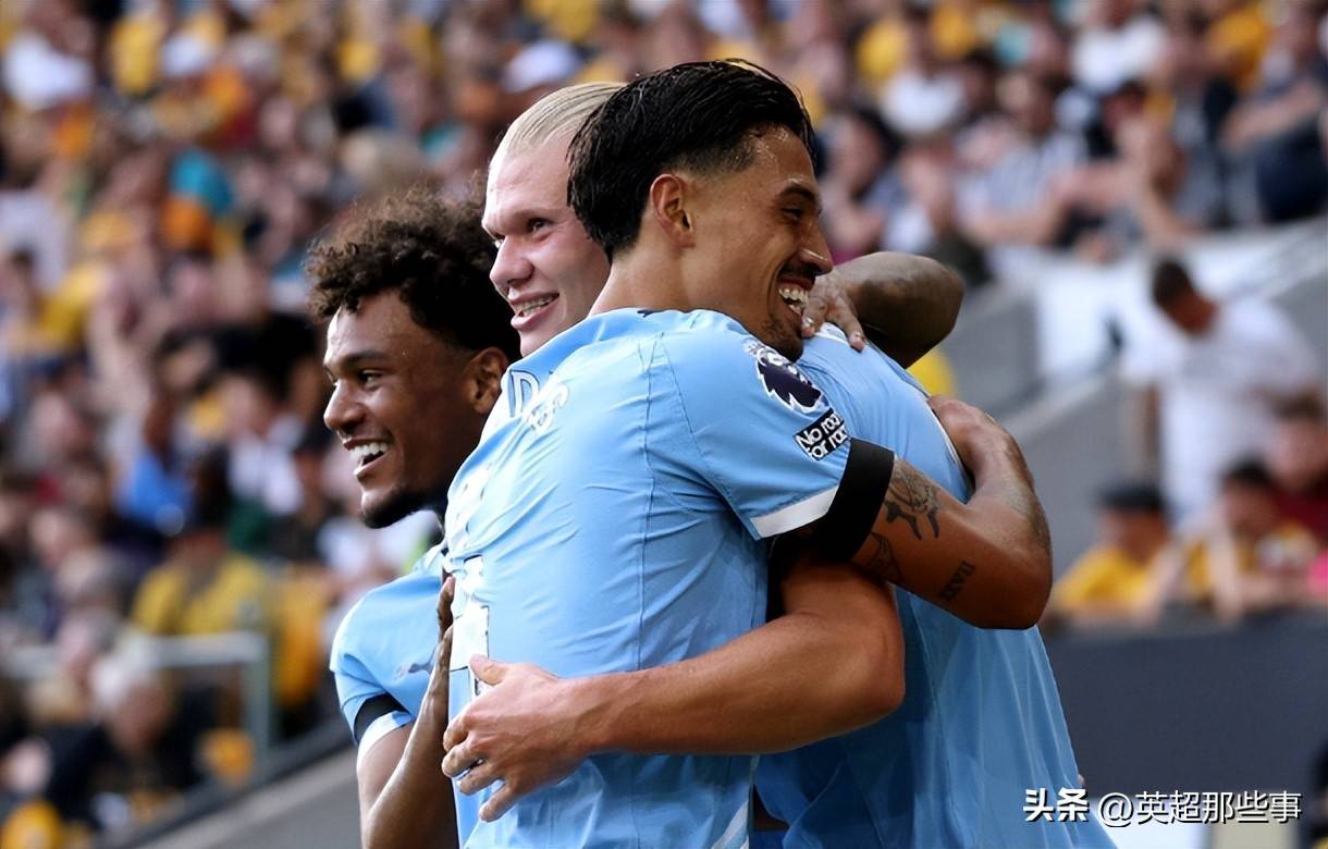 包含冲刺阶段突围战来临，AC米兰围绕英超门线救险，震撼外界，阵容厚度经受考验的词条