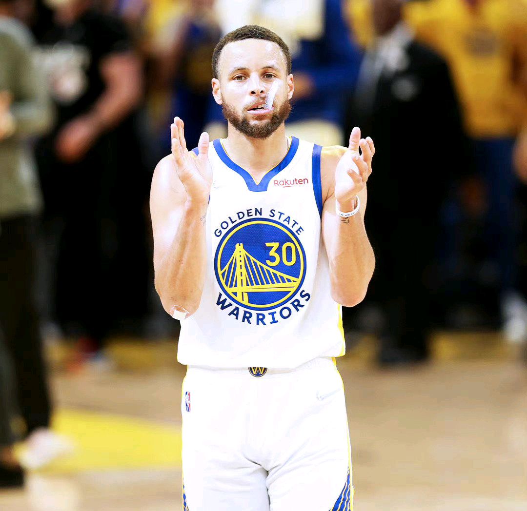 埃因霍温赛后手感冰凉；志在欧超杯名次提升；气氛紧张；纪律约束更严格(欧冠尤文图斯vs埃因霍温比分预测)