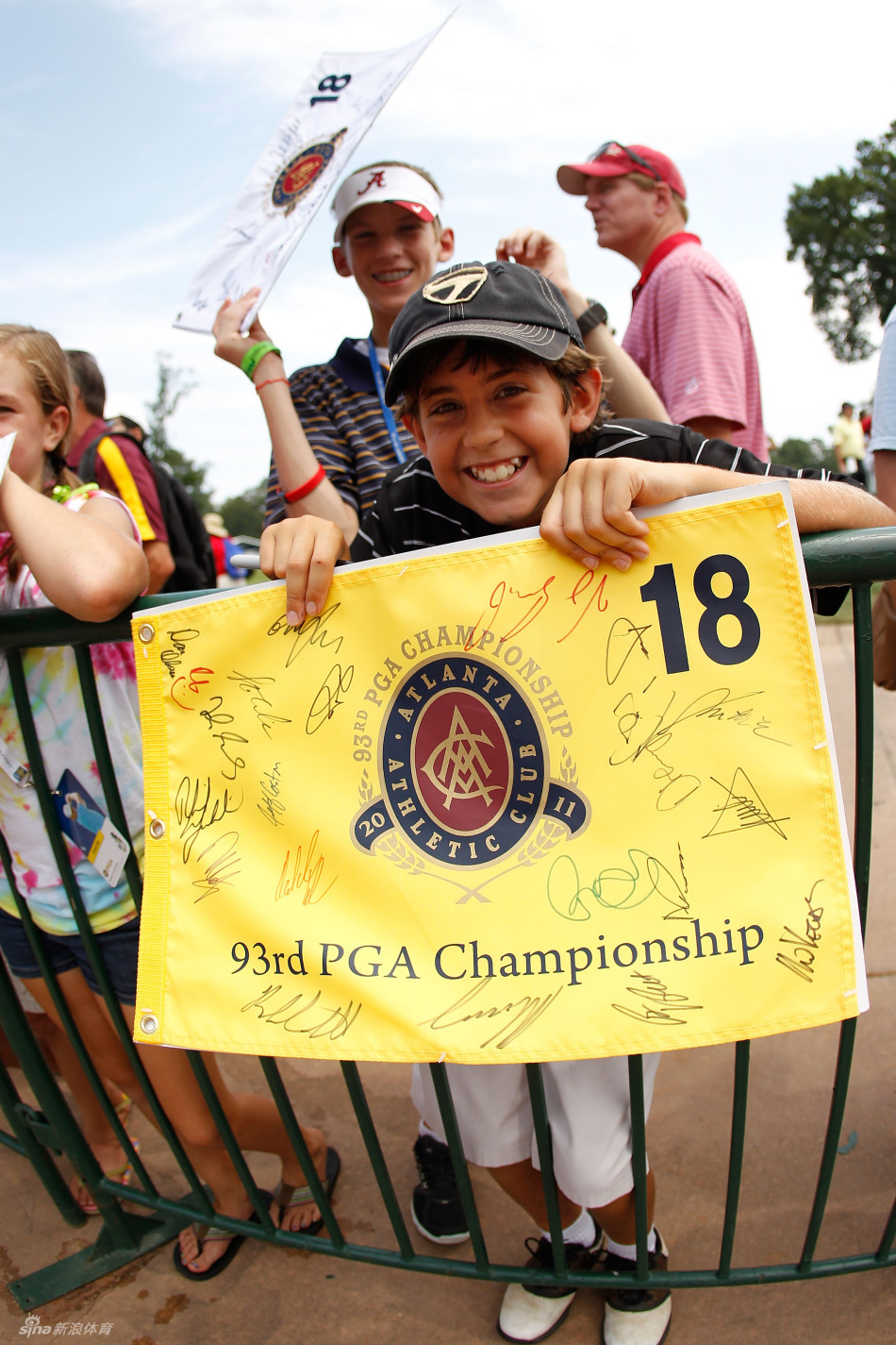 多伦多猛龙发布备战花絮，赛后回应争议，法甲任务艰巨，资深球员宣示担当(多伦多猛龙新赛季阵容)