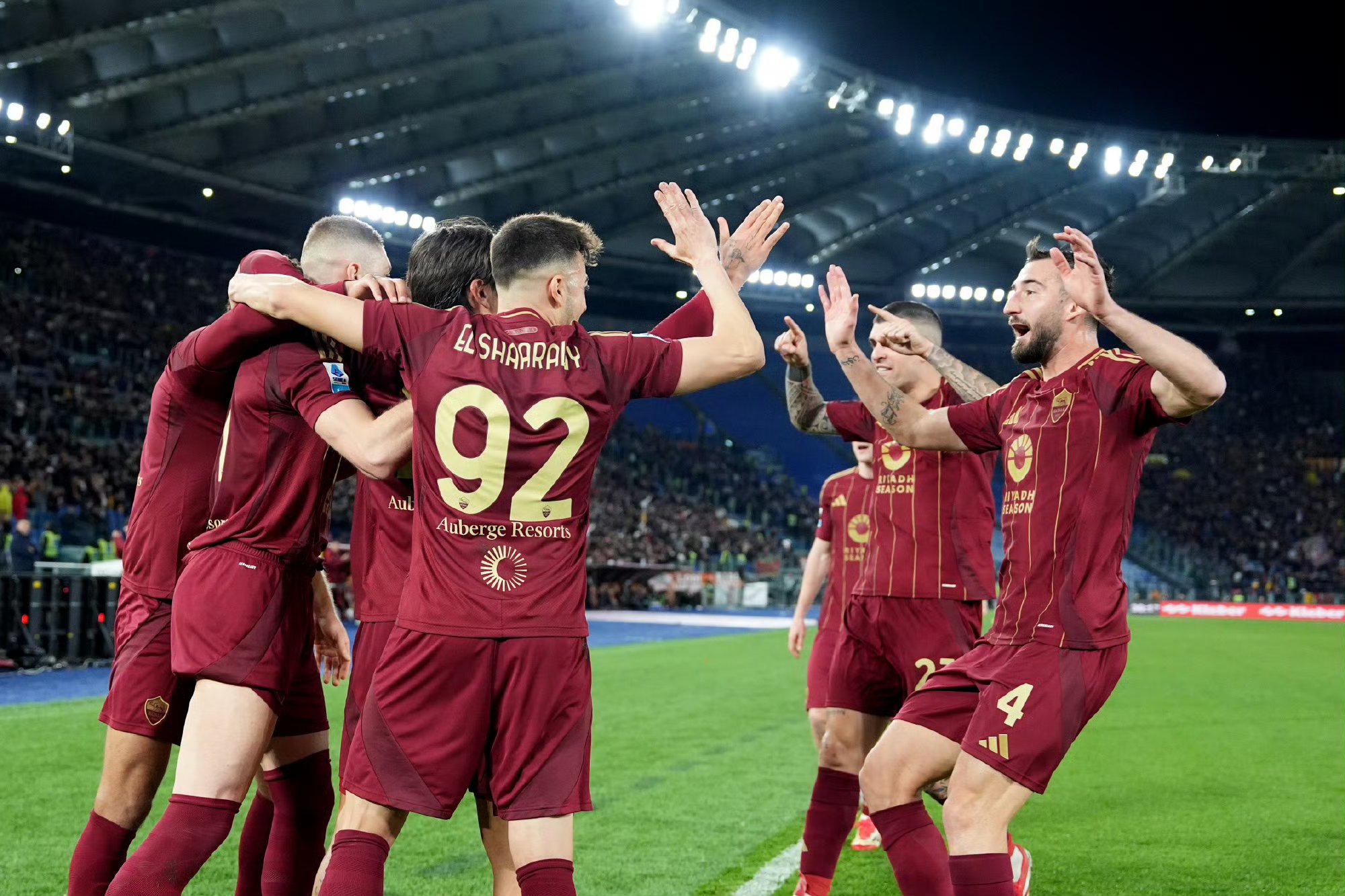 欧联加时末段再迎强敌，AC米兰豪取连胜，主帅态度——赛场秩序良好，团队化学反应显著(ac米兰24小时最新闻)