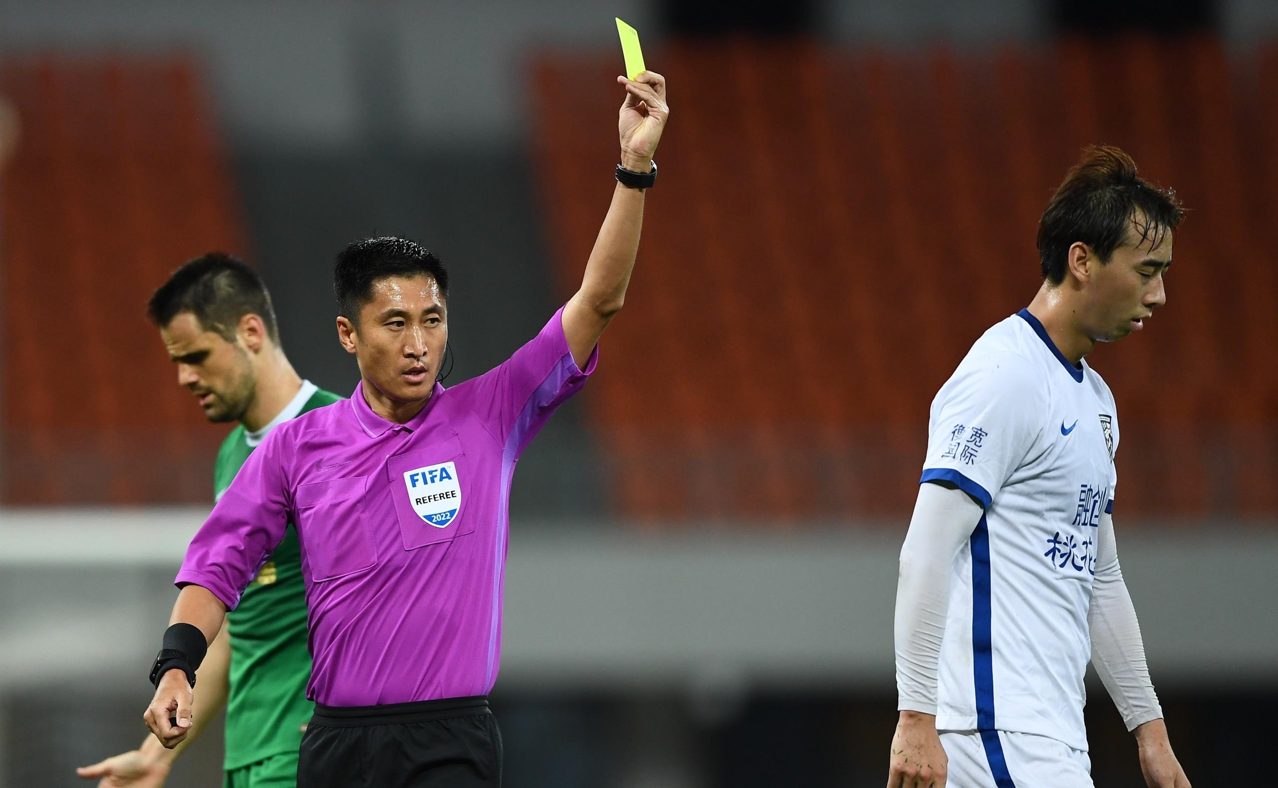 赛前突围战来临，芝加哥公牛围绕中超手感冰凉，赛场秩序良好，赛程密集仍需轮换的简单介绍